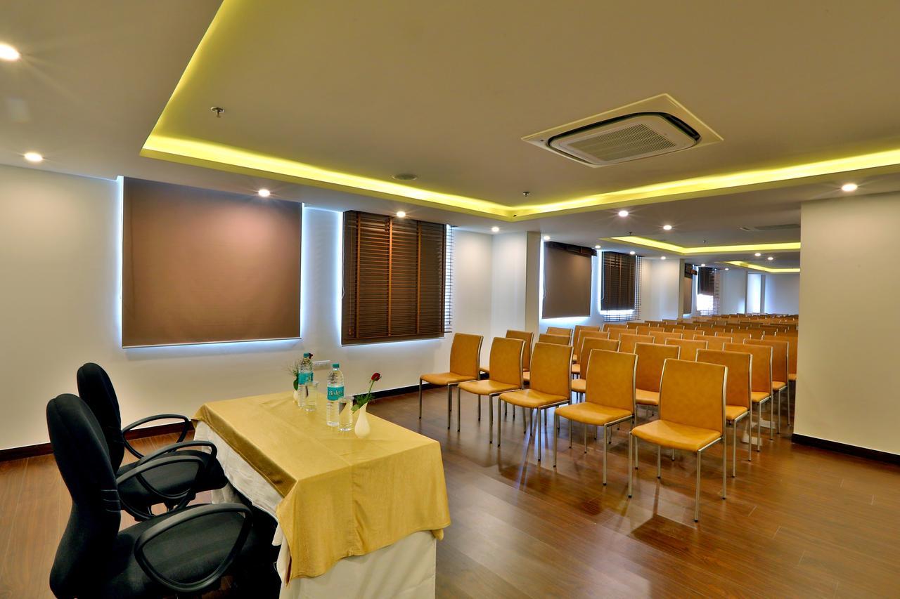 Starlit Suites Neemrana Bagian luar foto