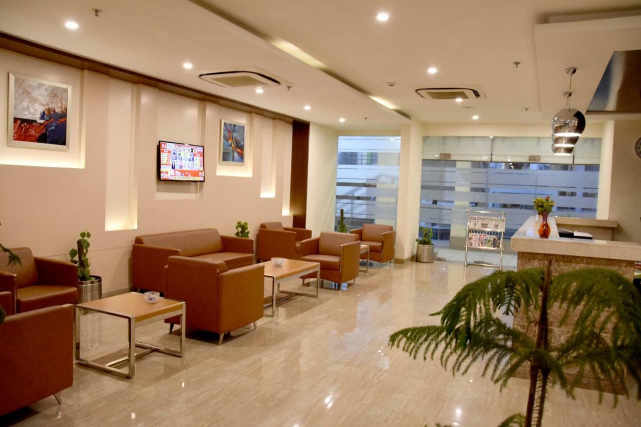 Starlit Suites Neemrana Bagian luar foto
